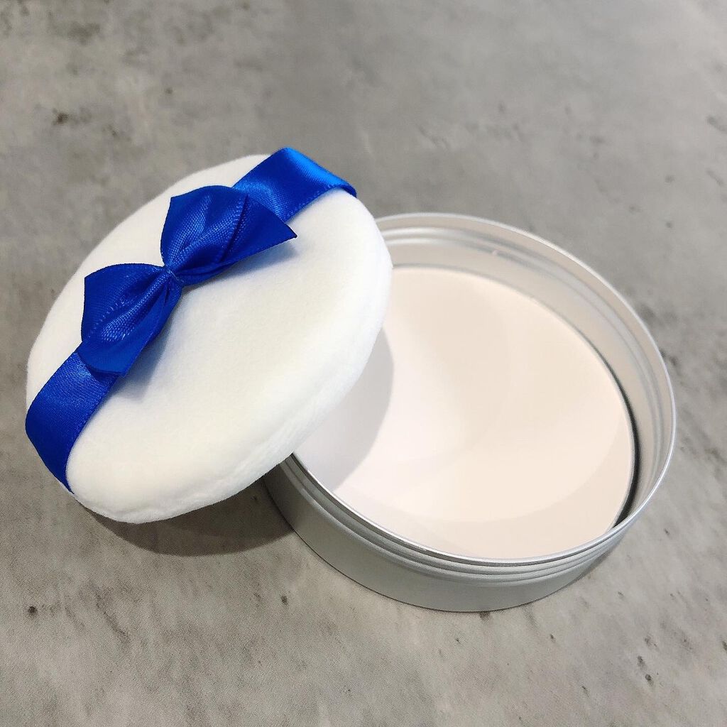 すっぴん ホワイトニングパウダーA/クラブ/プレストパウダーを使ったクチコミ（2枚目）