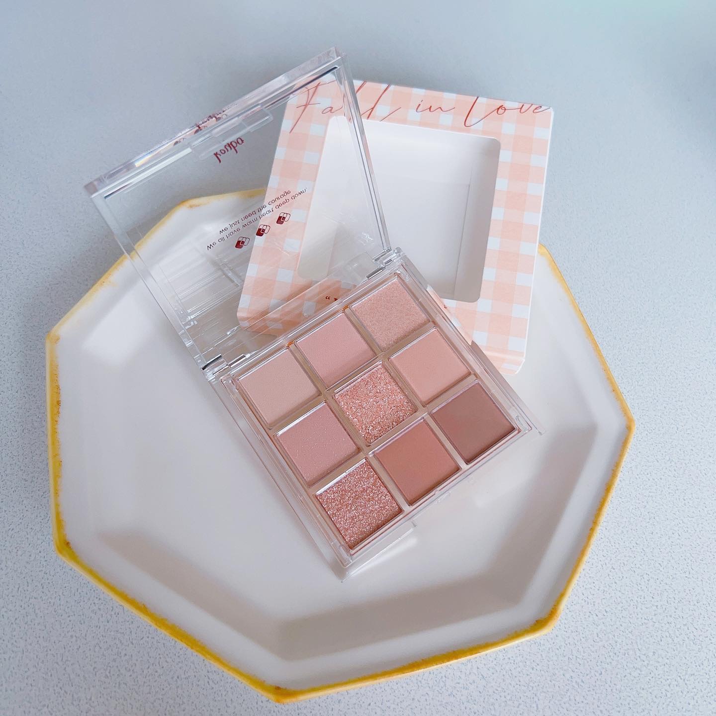 KEYBO FALL IN LOVE SHADOW PALETTE/keybo/アイシャドウパレットを使ったクチコミ（1枚目）