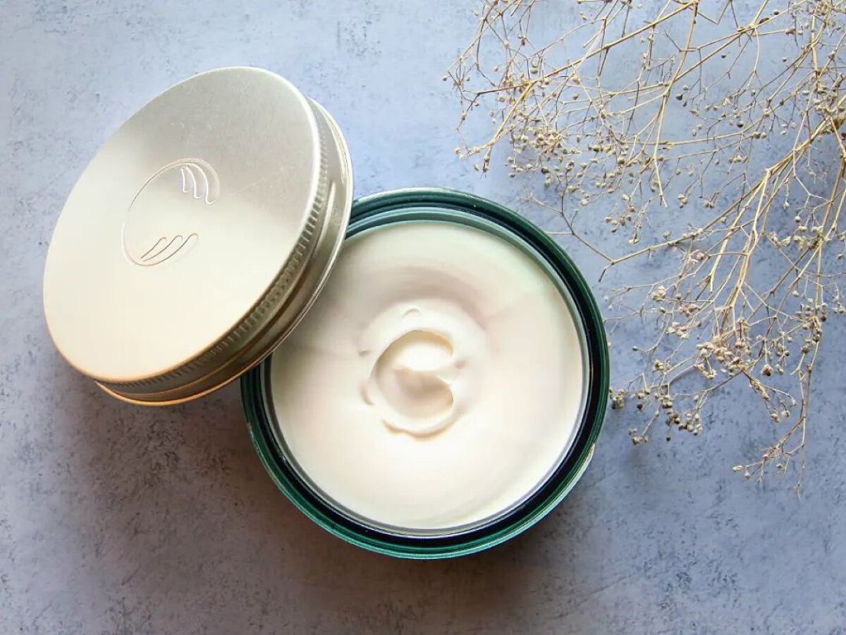 ウェルネス バーミィボディクリーム ラベンダー＆ベチバー/THE BODY SHOP/ボディクリームを使ったクチコミ（2枚目）