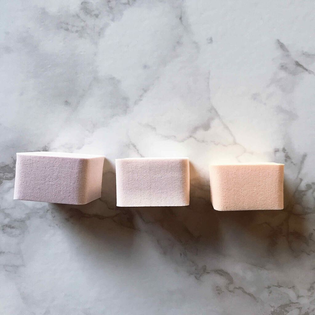 メイクアップスポンジ（１５個、ダイヤモンド形）/DAISO/パフ・スポンジを使ったクチコミ（3枚目）