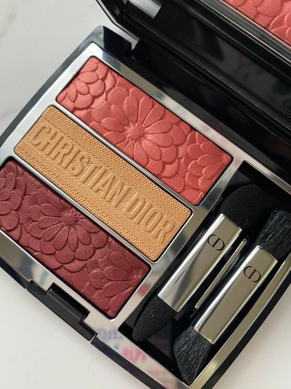 トーン ペタル アイシャドウ/to/one/アイシャドウパレットを使ったクチコミ(3枚目)