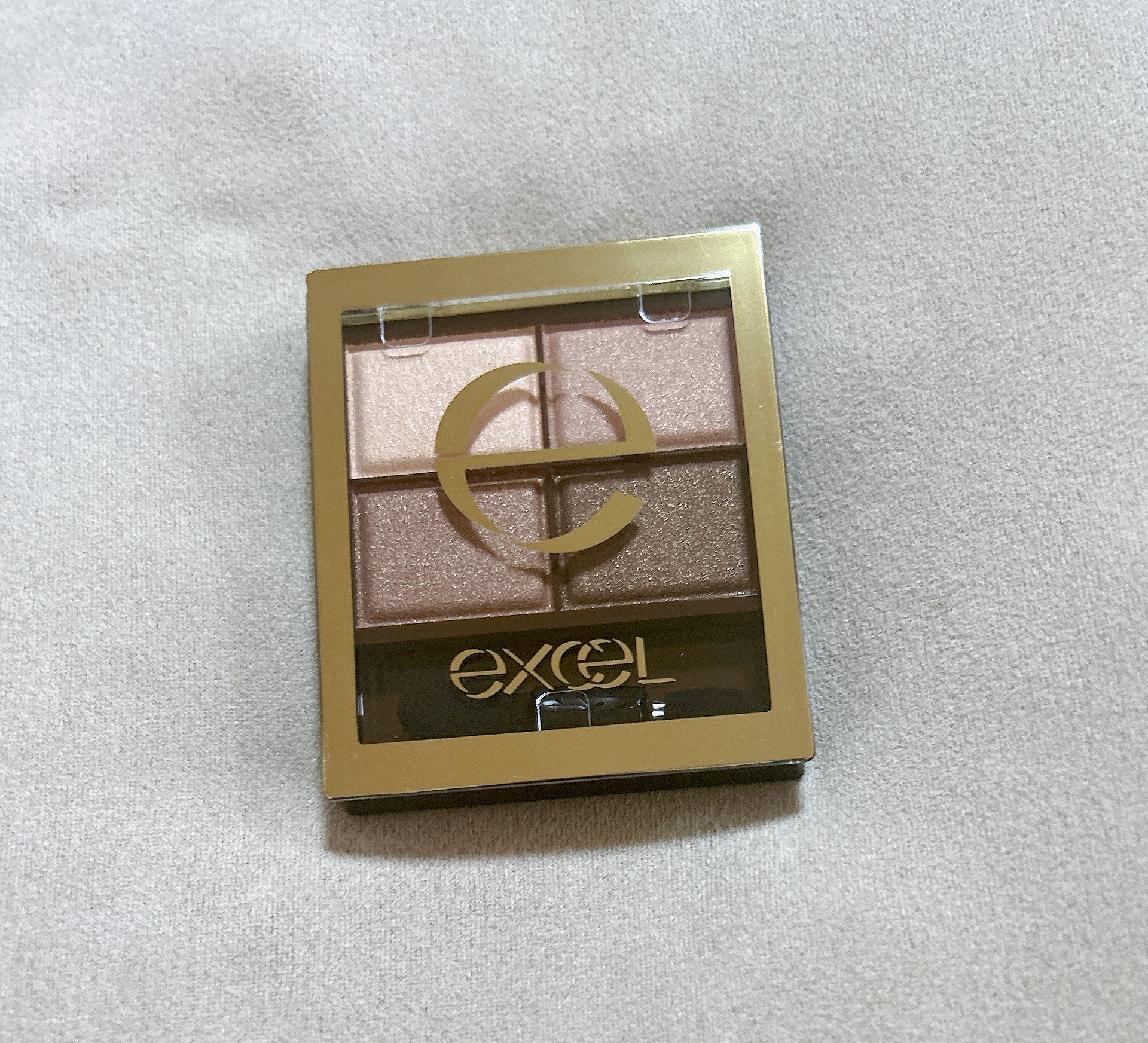 スキニーリッチシャドウ/excel/アイシャドウパレットを使ったクチコミ（1枚目）