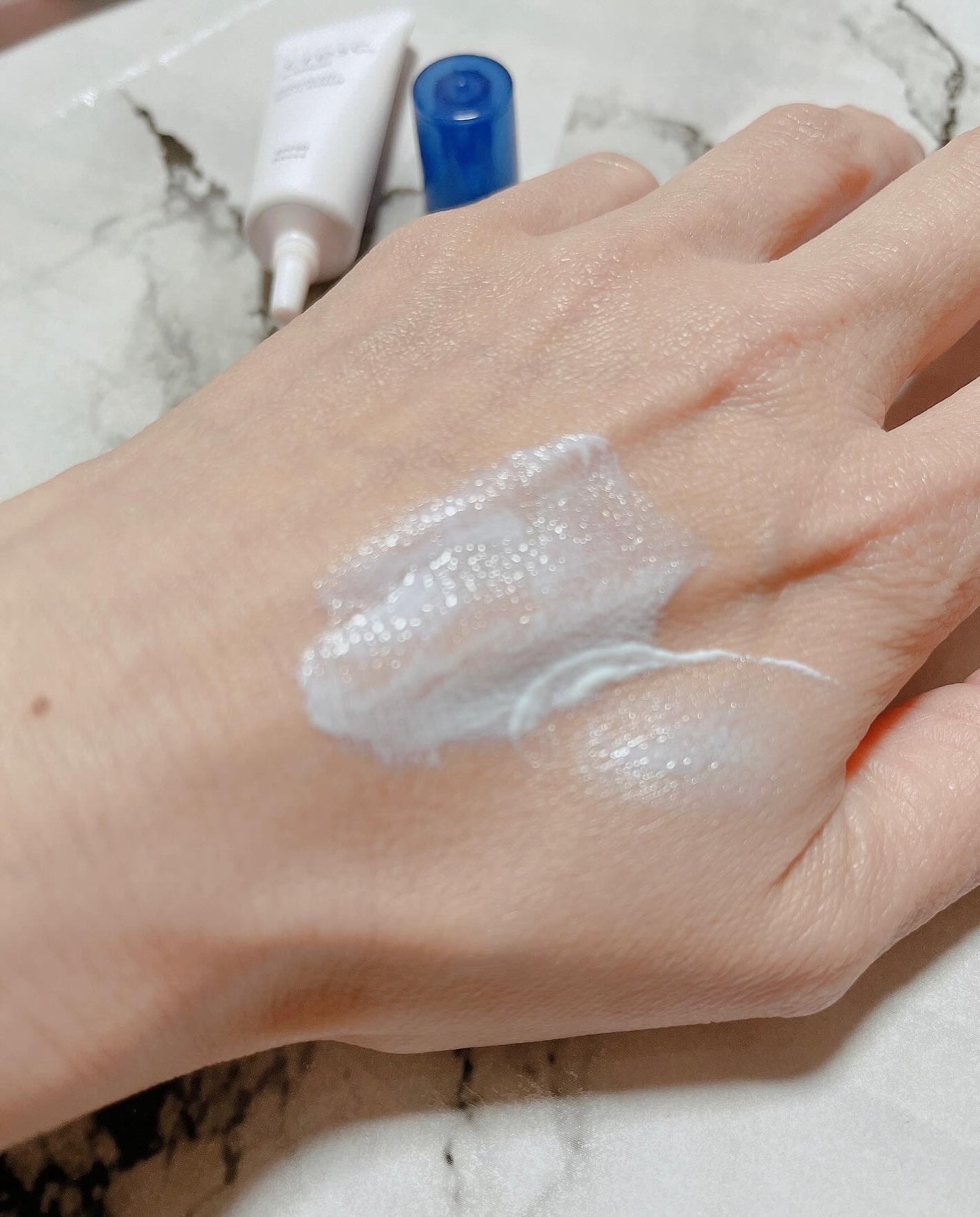 cherry on LIPS 「クレスク様から商品をいただきました富士フイルムから誕生した乾燥..」(4枚目)