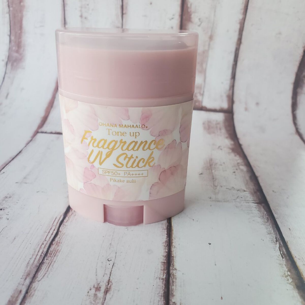 オハナ・マハロ　トーンアップUVスティック　ピカケアウリィ 〈日やけ止めスティック〉/OHANA MAHAALO/日焼け止め・UVケアを使ったクチコミ（1枚目）