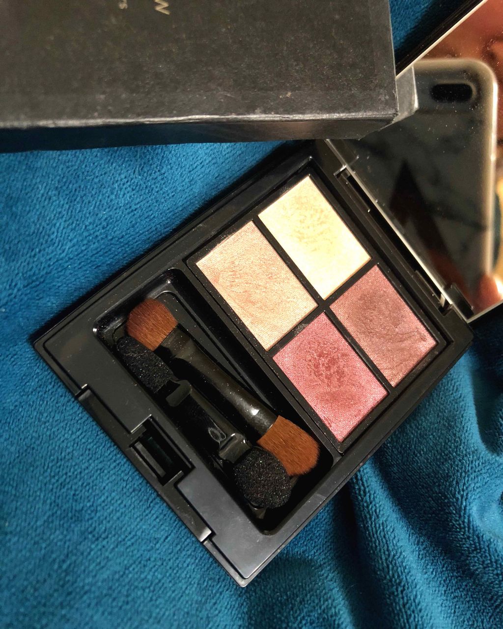 ミネラルクラッシィシャドー/エトヴォス/アイシャドウパレットを使ったクチコミ(1枚目)