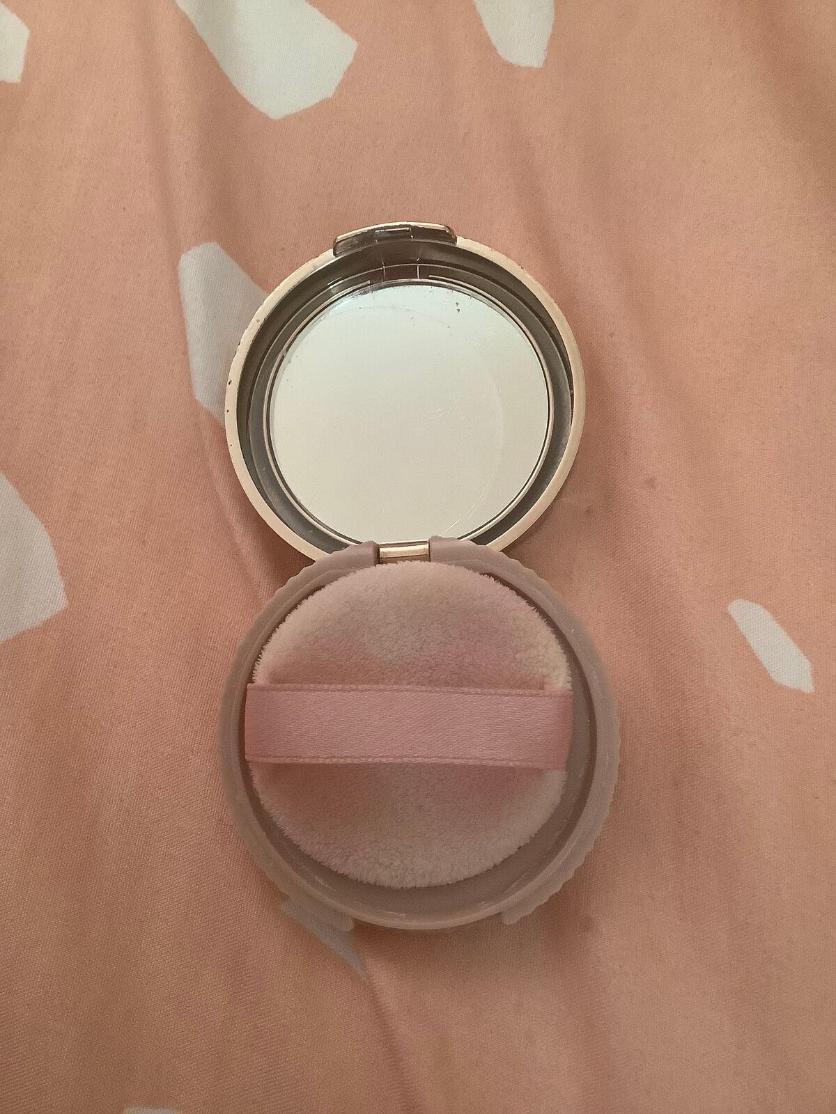 シークレットビューティーパウダー/キャンメイク/プレストパウダーを使ったクチコミ(2枚目)