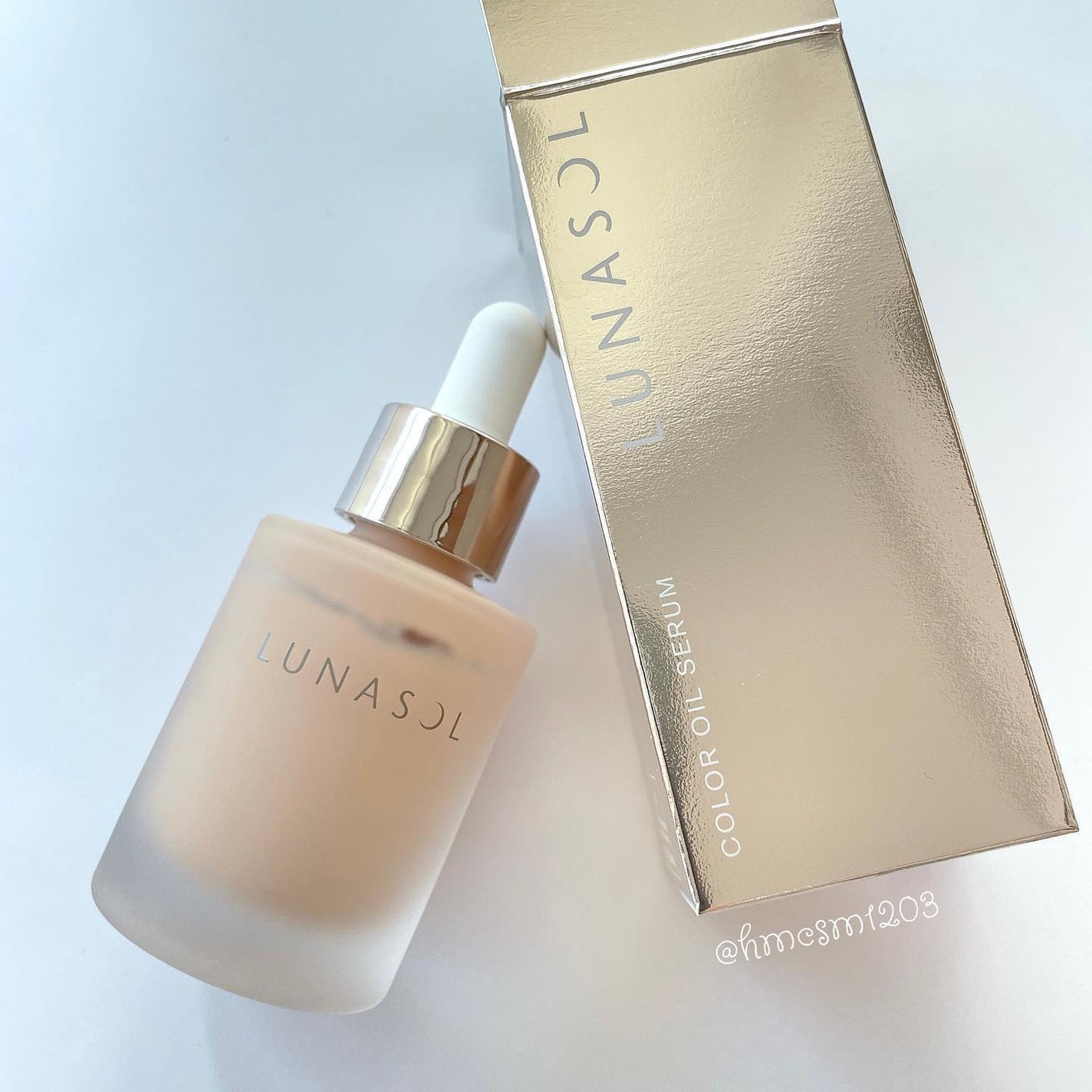 ルナソル カラーオイル セラム/LUNASOL/リキッドファンデーションを使ったクチコミ(1枚目)