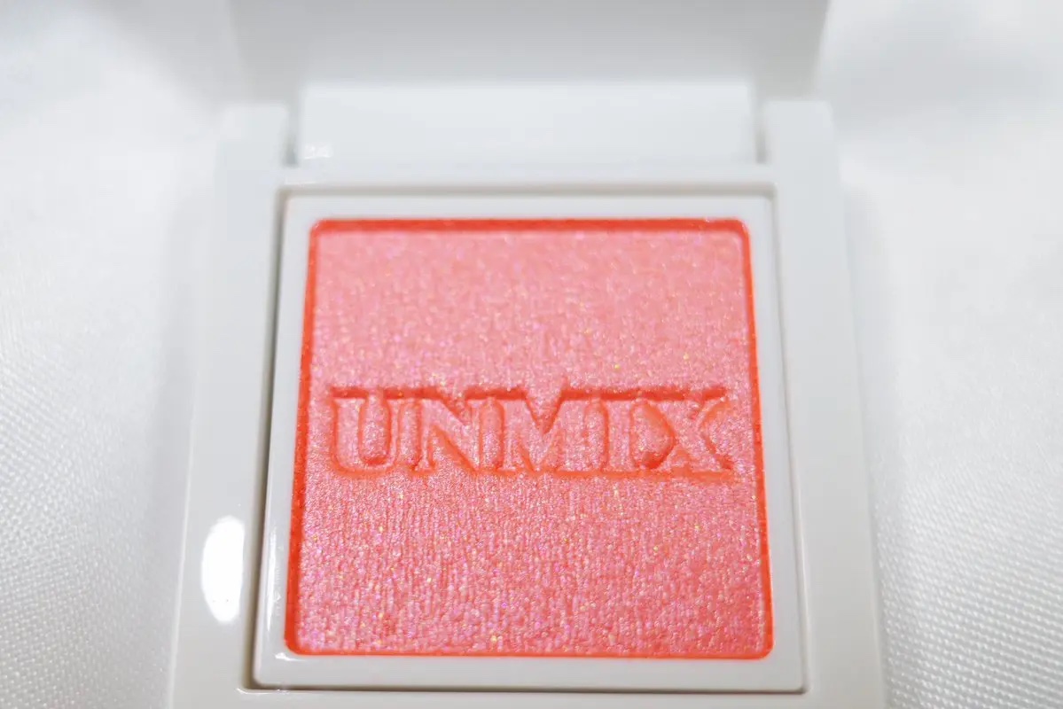 アイリッドニュアンス/UNMIX/単色アイシャドウを使ったクチコミ（2枚目）