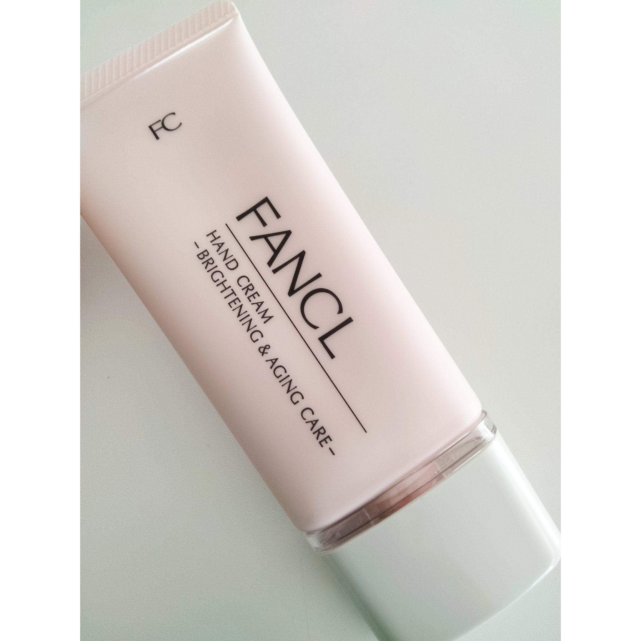 ハンドクリーム 美白＆エイジングケア/ファンケル/ハンドクリームを使ったクチコミ（1枚目）