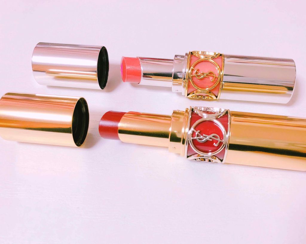 🐟イヴ・サンローラン

ヴォリュプテ ティントインバーム13 
ルージュ ヴォリュプテ シャイン 76

どちらも発売したばかりの限定色になります！

誕生日が今月なので、はやめのプレゼントを貰いました😳

ティントの方は、ベージュ系の