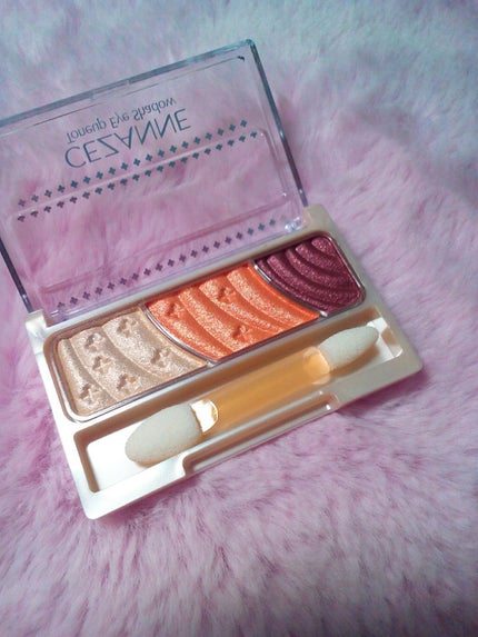 トーンアップアイシャドウ/CEZANNE/アイシャドウパレットを使ったクチコミ(2枚目)