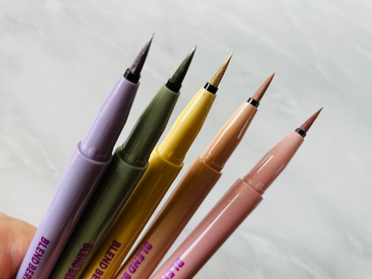 プレイフル リキッドアイライナー/BLEND BERRY/リキッドアイライナーを使ったクチコミ(1枚目)