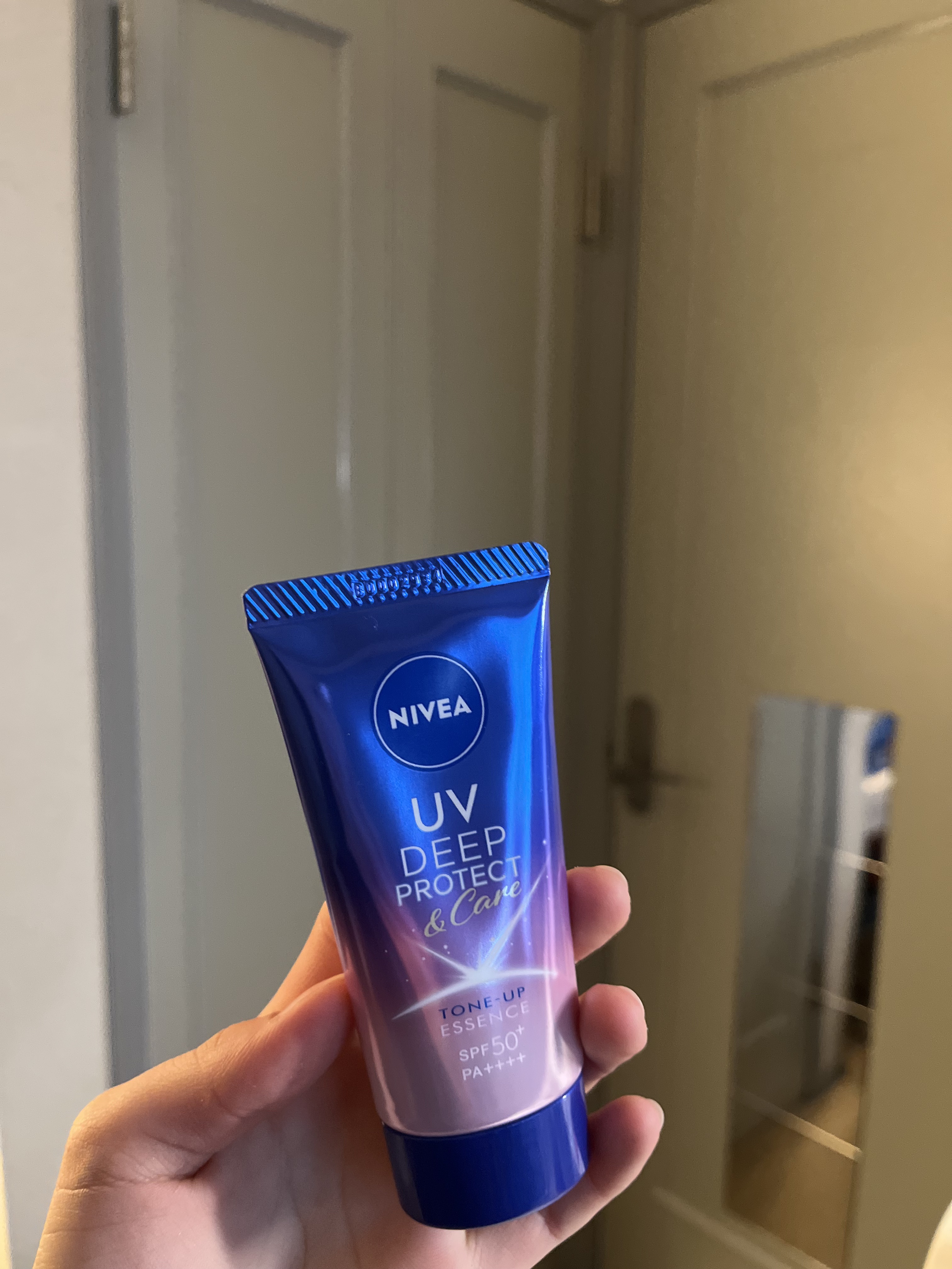 ニベアUV ディープ プロテクト＆ケア トーンアップ エッセンス/ニベア/日焼け止めローションを使ったクチコミ（1枚目）