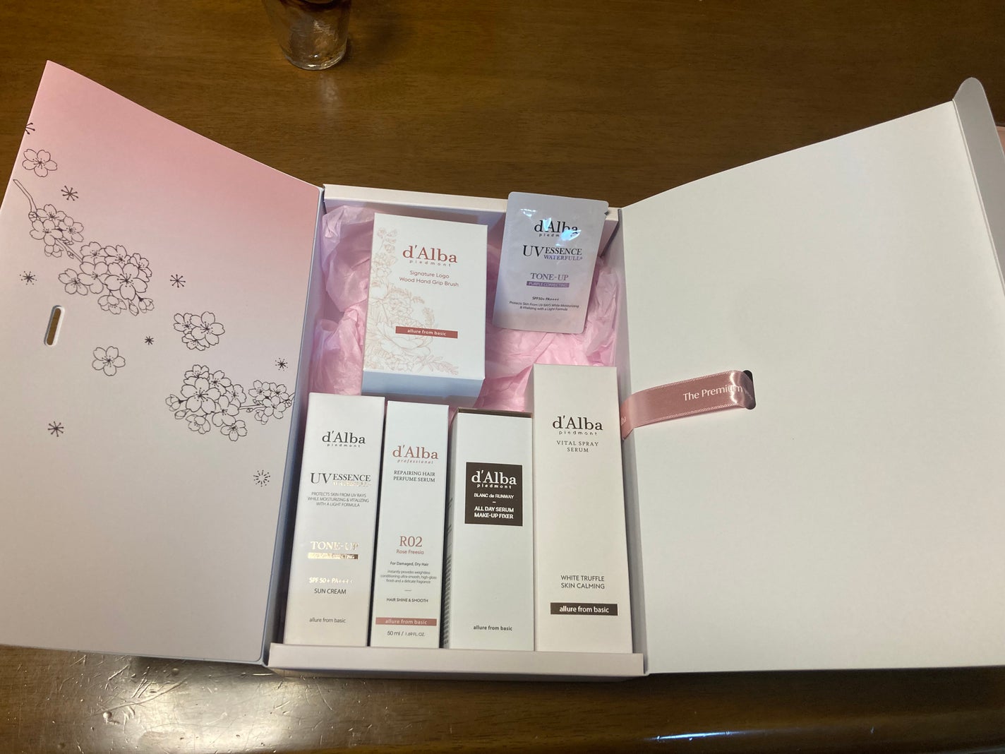 オールデイセラムメイクアップフィクサー/ダルバ/フィックスミストを使ったクチコミ(2枚目)