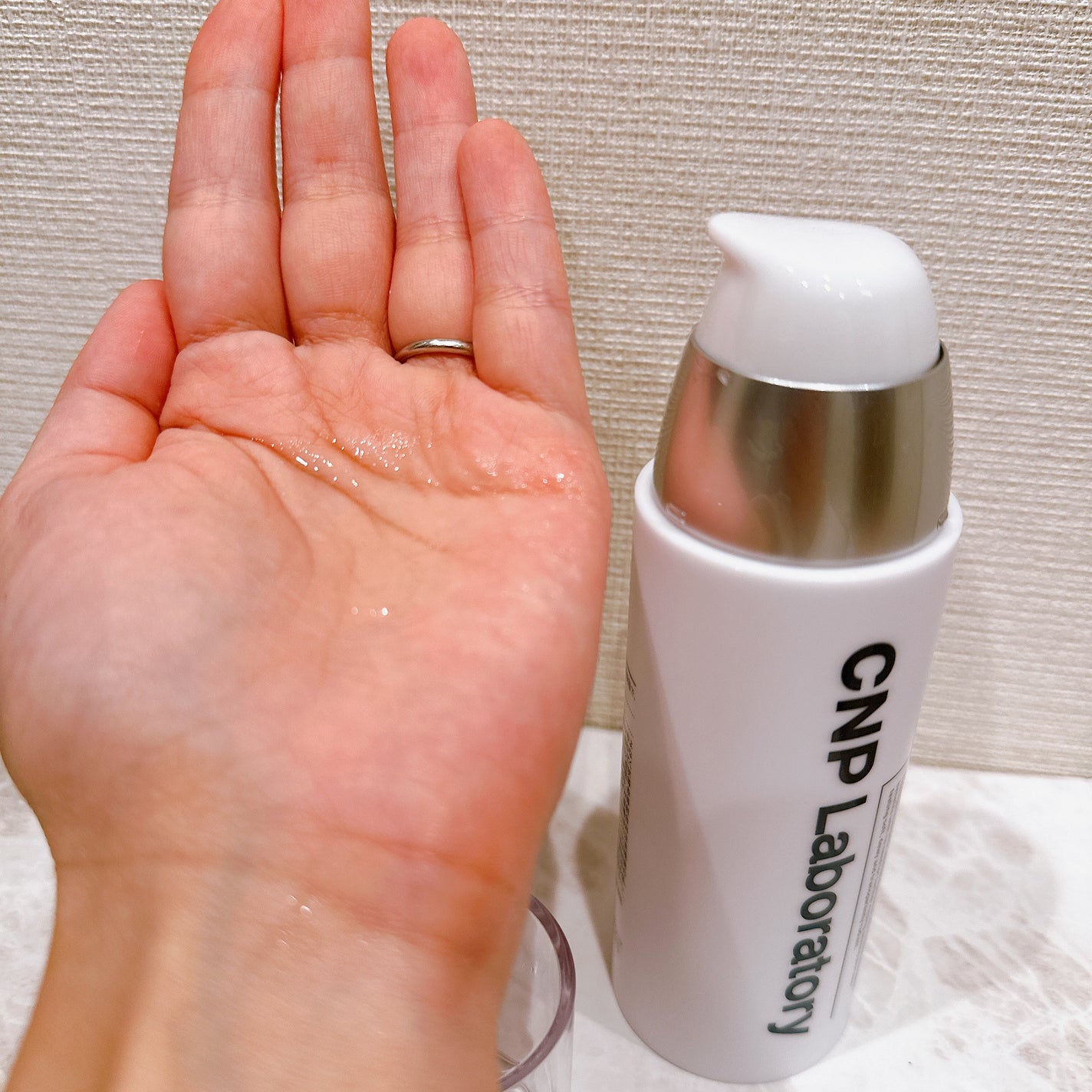 インビジブルピーリングブースターエッセンス/CNP Laboratory/ブースター・導入液を使ったクチコミ(3枚目)