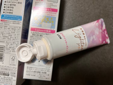 ライオン Lighteeハミガキ のクチコミ「Lightee
ホワイトニング歯磨き粉

白くなっているかは定かではないけど、
磨き上がりはす.....」（2枚目）