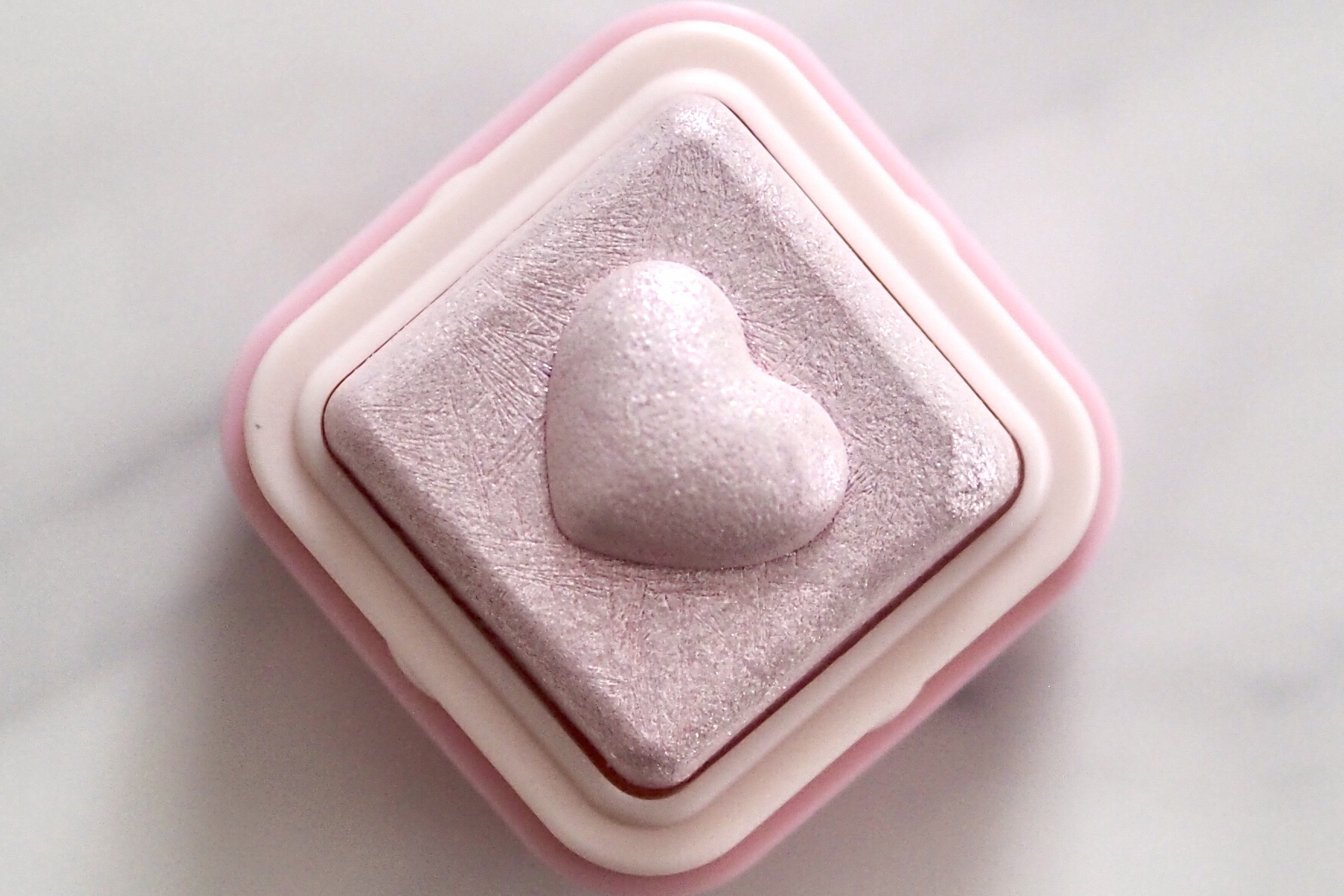 ミルクブリンハートライター/Colorgram/パウダーハイライトを使ったクチコミ（3枚目）