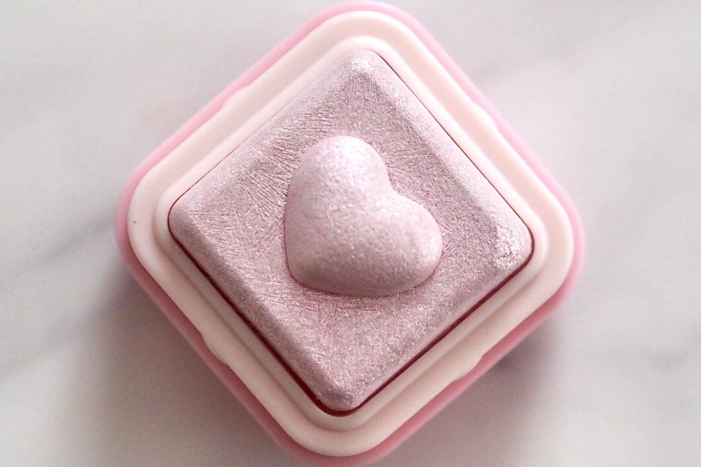 ミルクブリンハートライター/Colorgram/パウダーハイライトを使ったクチコミ(3枚目)