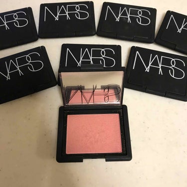 
NARS ブラッシュ
4013N ORGASM

NARSチークの中で1番のお気に入り
有名中の有名オーガズム
ゴールドラメ
どんなアイメイクにも合う
つけすぎ注意

　　