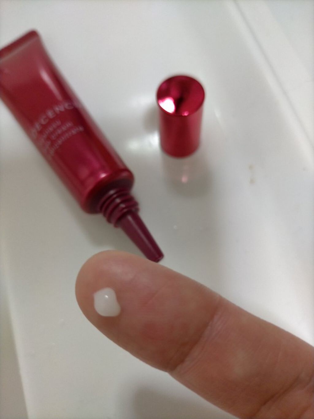 アヤナス アイクリーム コンセントレート/DECENCIA/アイケア・アイクリームを使ったクチコミ（2枚目）