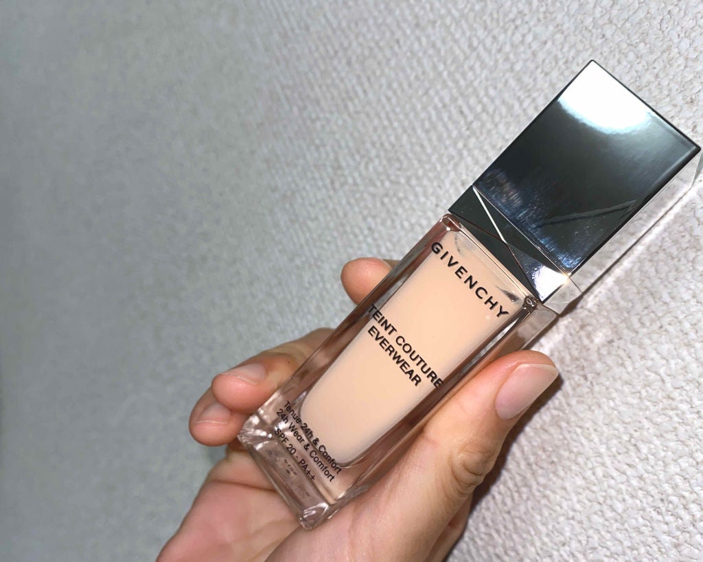 タン・クチュール・エバーウェア・ファンデーション/GIVENCHY/リキッドファンデーションを使ったクチコミ(1枚目)