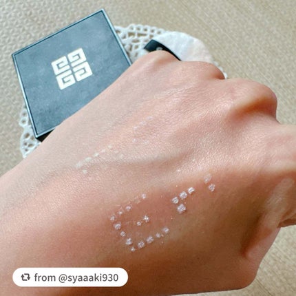 プリズム・リーブル/GIVENCHY/ルースパウダーを使ったクチコミ(3枚目)