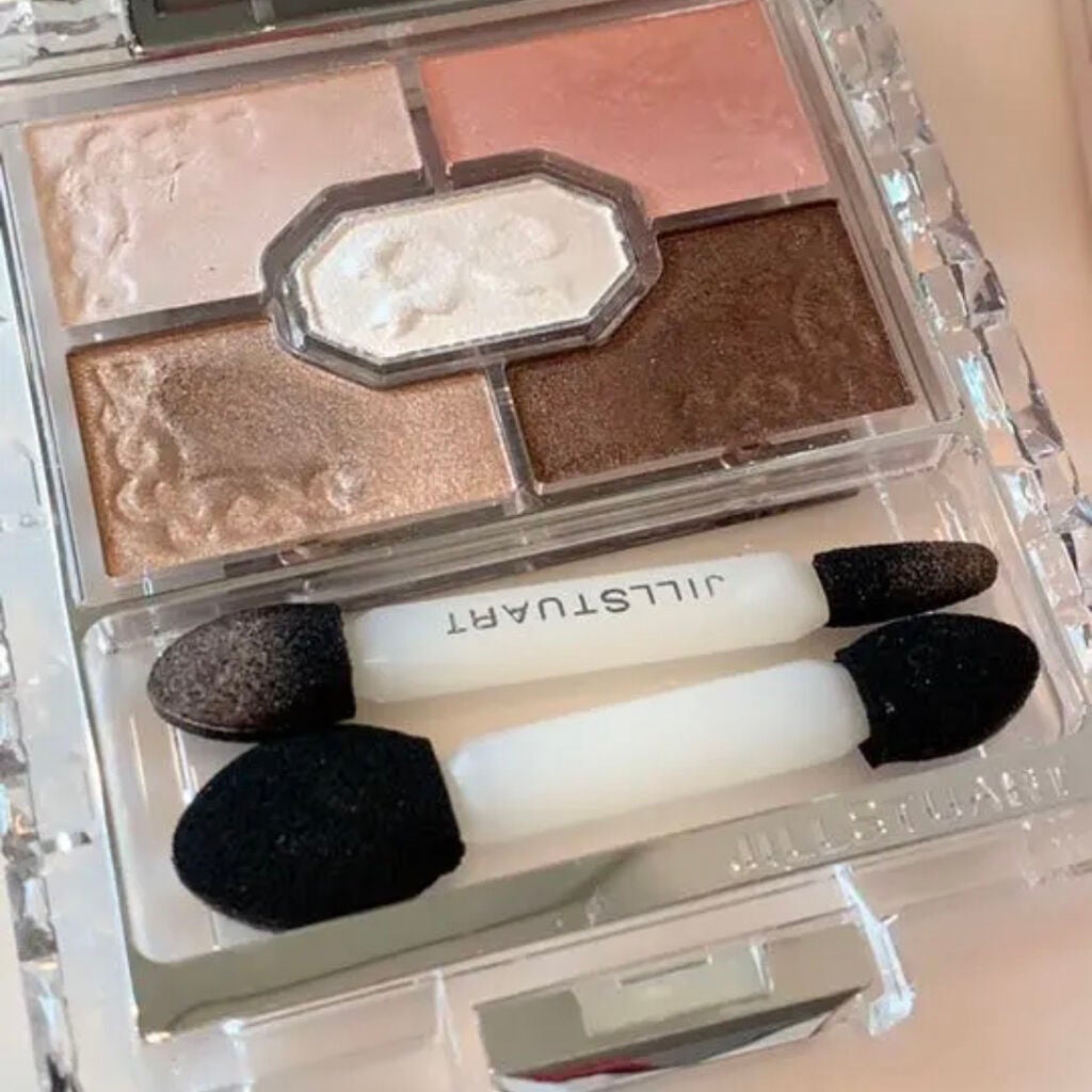 リボンクチュール アイズ/JILL STUART/アイシャドウパレットを使ったクチコミ(2枚目)