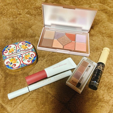 ソーラーグロウ イルミネーティングパウダー デュオ Peach Blossom/DOLCE&GABBANA BEAUTY/ハイライトを使ったクチコミ（1枚目）