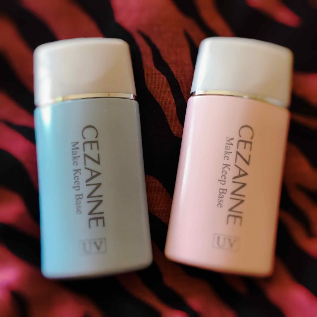 セザンヌ 皮脂テカリ防止下地
𓇼ライトブルー
𓇼ピンクベージュ

この2種類を比較してみました(ºωº)

▼▼引用です▼▼
⋱⋰ ⋱⋰ ⋱⋰ ⋱⋰ ⋱⋰ ⋱⋰ ⋱⋰ ⋱⋰ ⋱⋰ ⋱⋰ 

◎皮脂テカリを防ぐ
メイク崩れの原因となる皮脂