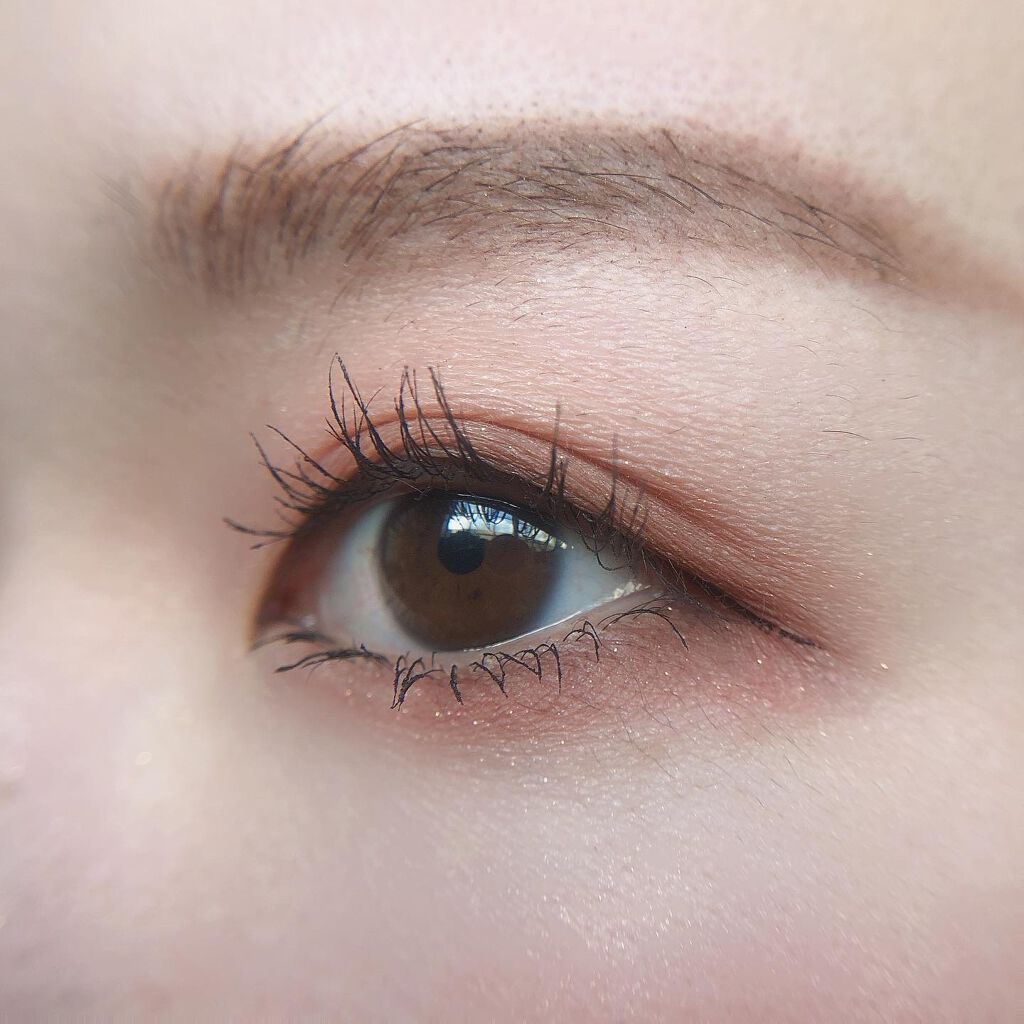 あゆみ on LIPS 「・\#todaysmake/・アイシャドウ☑@aplin_ja..」(3枚目)