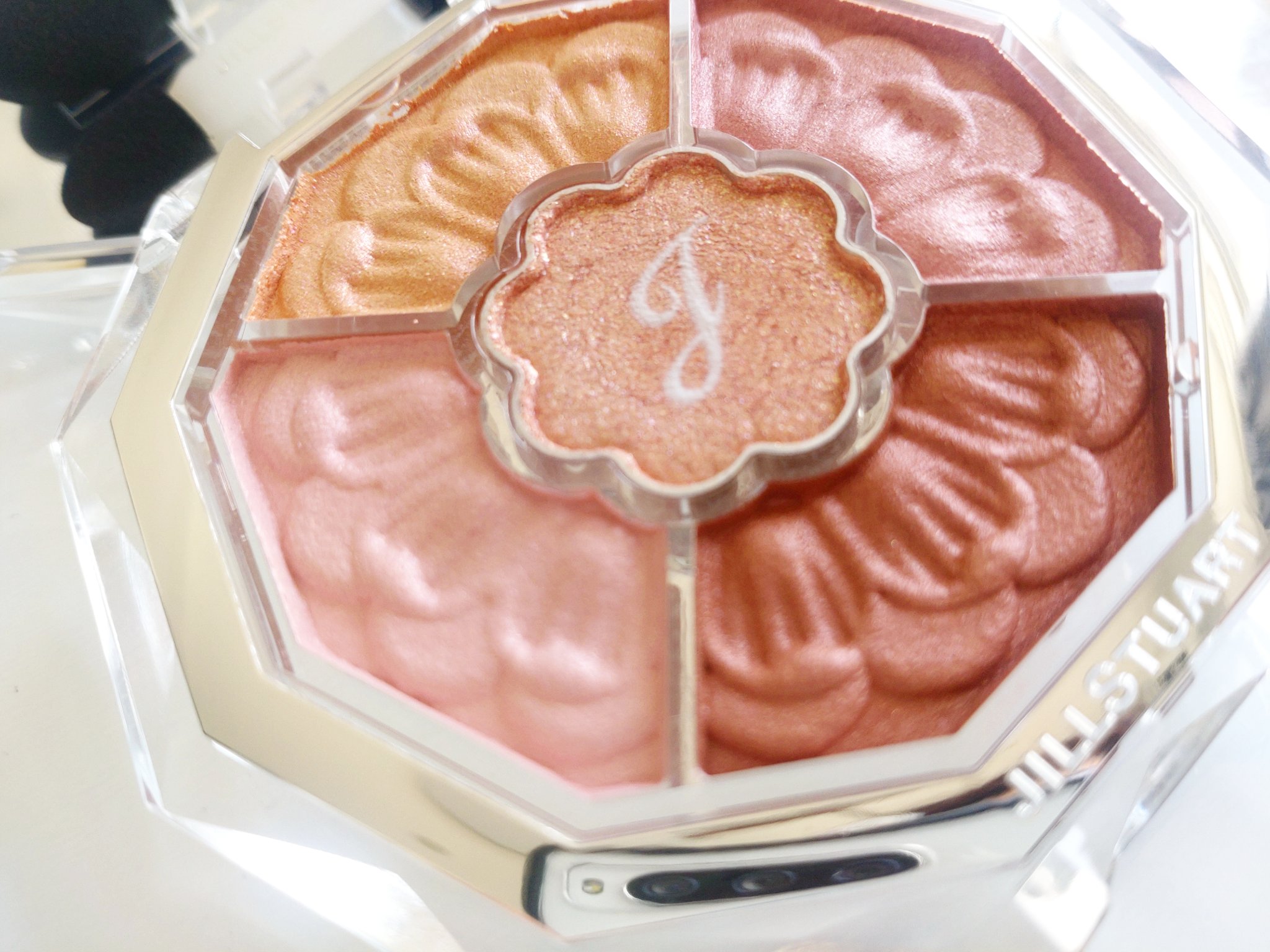 ジルスチュアート ブルームクチュール アイズ　ジュエルドブーケ/JILL STUART/アイシャドウパレットを使ったクチコミ（3枚目）