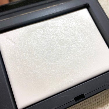 ライトリフレクティングセッティングパウダー　プレスト　N/NARS/プレストパウダーを使ったクチコミ（2枚目）