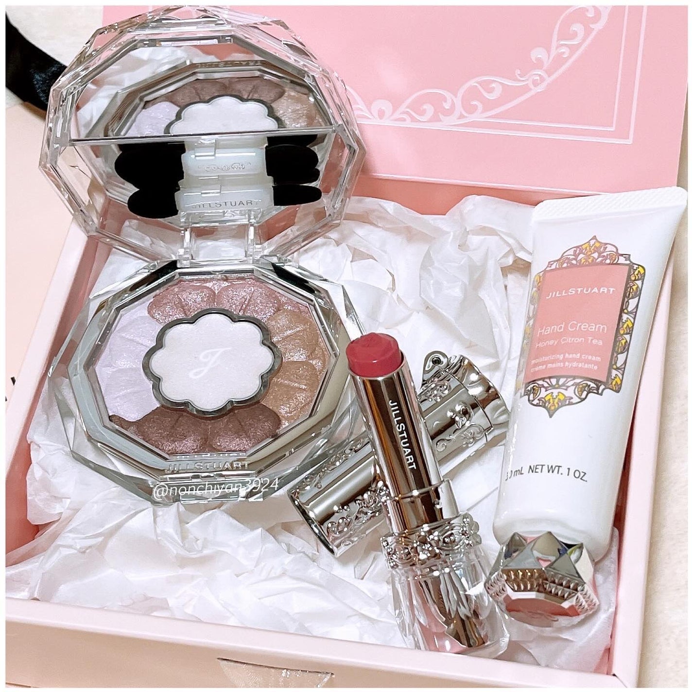 ジルスチュアート ブルームクチュール アイズ/JILL STUART/アイシャドウパレットを使ったクチコミ(1枚目)