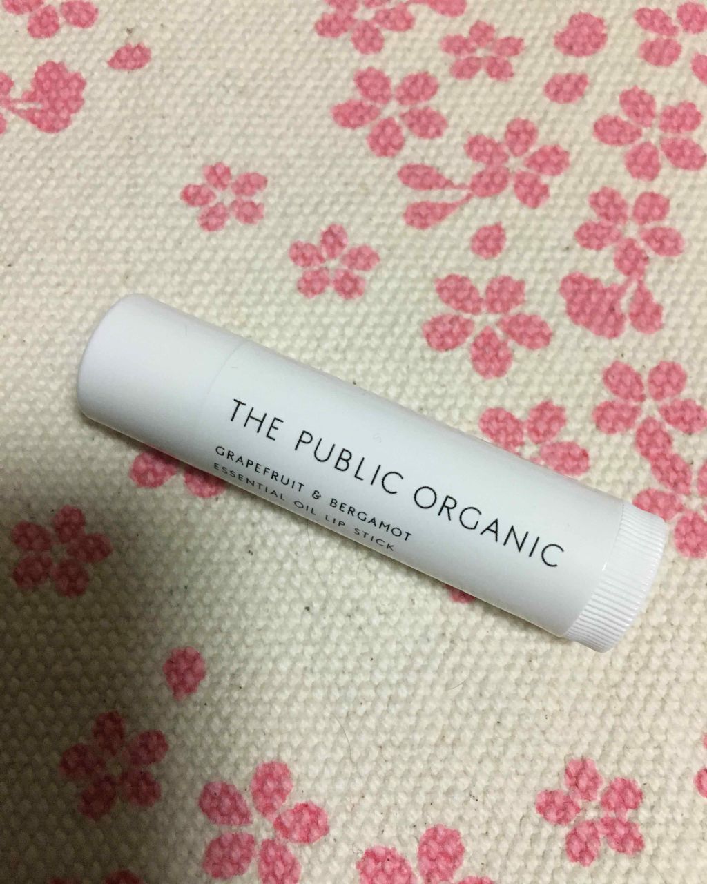 オーガニック認証 精油リップスティック スーパーポジティブ ライズ/THE PUBLIC ORGANIC/リップクリームを使ったクチコミ（2枚目）