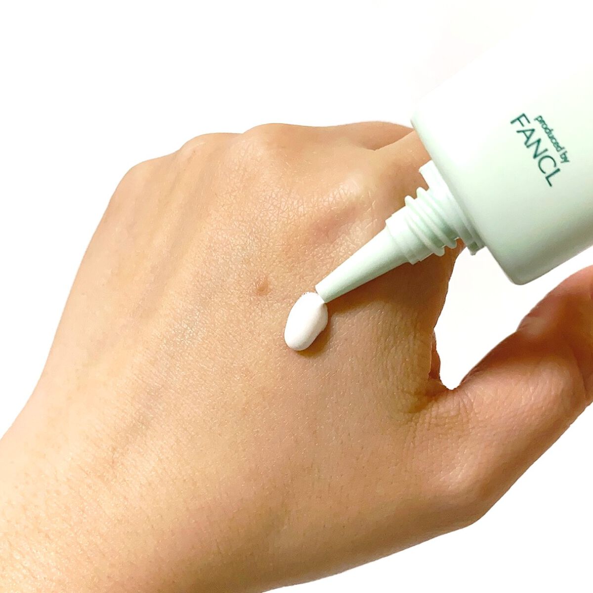 つやつやトーンアップUV/ボタニカルフォース/化粧下地を使ったクチコミ(5枚目)