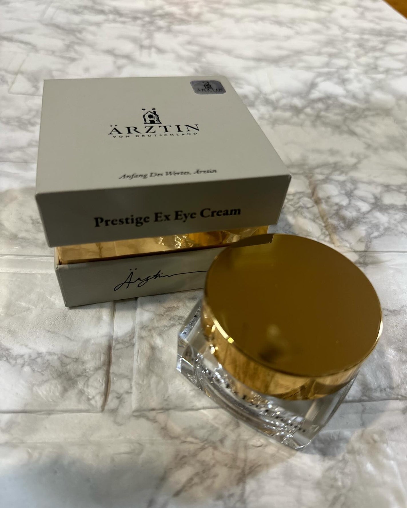 プレステージExアイクリーム /エルツティン/アイケア・アイクリームを使ったクチコミ(1枚目)