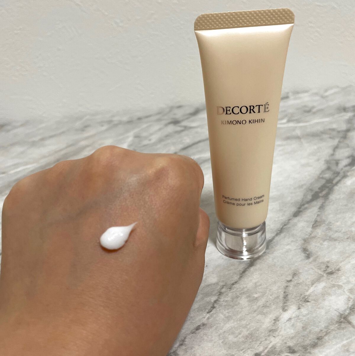 キモノ キヒン パフュームド ハンドクリーム /DECORTÉ/ハンドクリームを使ったクチコミ(2枚目)