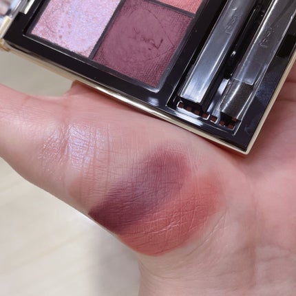 クチュール ミニ クラッチ/YVES SAINT LAURENT BEAUTE/アイシャドウパレットを使ったクチコミ(4枚目)