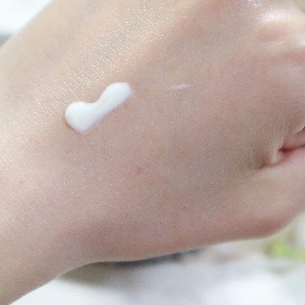 植物から生まれたミツバチUVミルク/アピセラピーコスメティクス/日焼け止めミルクを使ったクチコミ(4枚目)