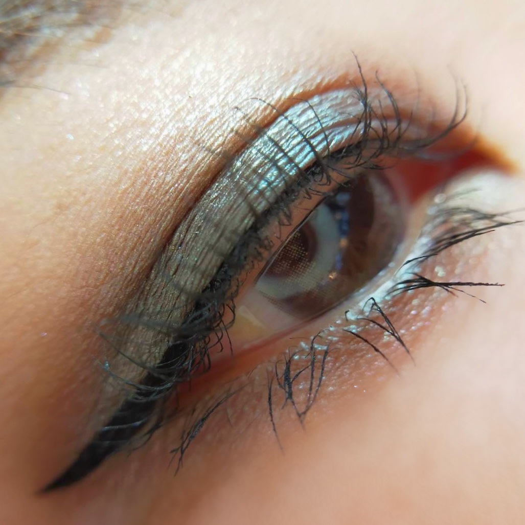 スモール アイシャドウ クラブ/M・A・C/単色アイシャドウを使ったクチコミ（2枚目）