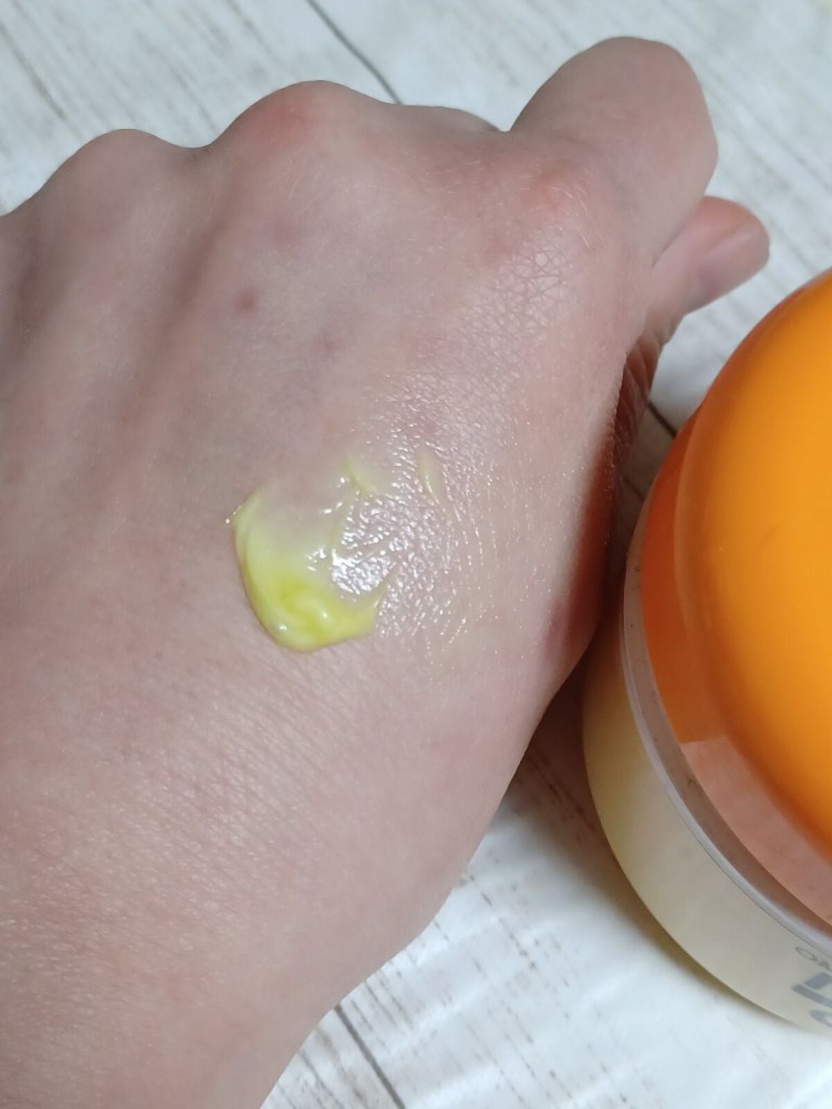 メディカルクリームG(薬用クリームG)/メンターム/ハンドクリームを使ったクチコミ(4枚目)