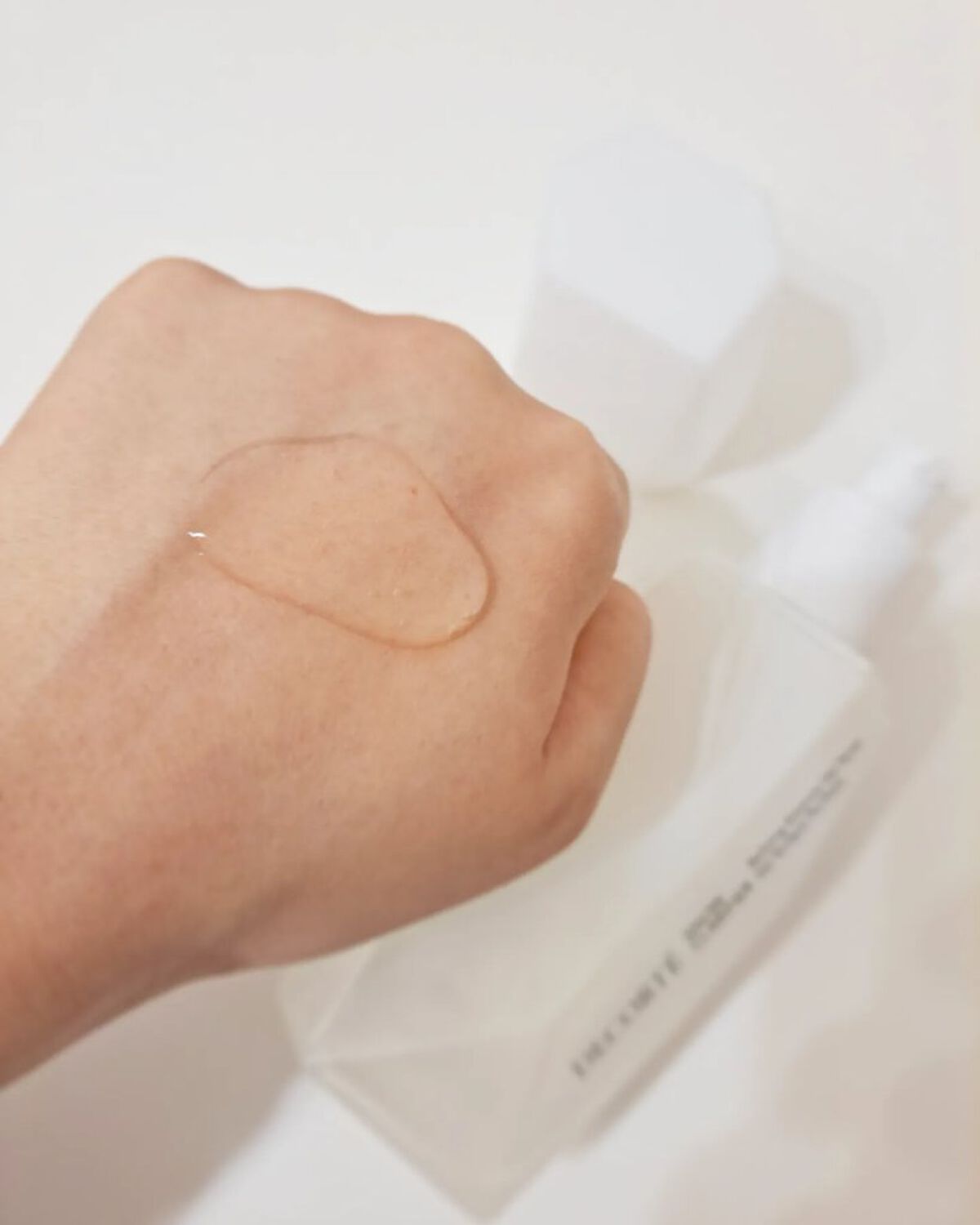 スノー クラリファイア/DECORTÉ/美容液を使ったクチコミ（3枚目）