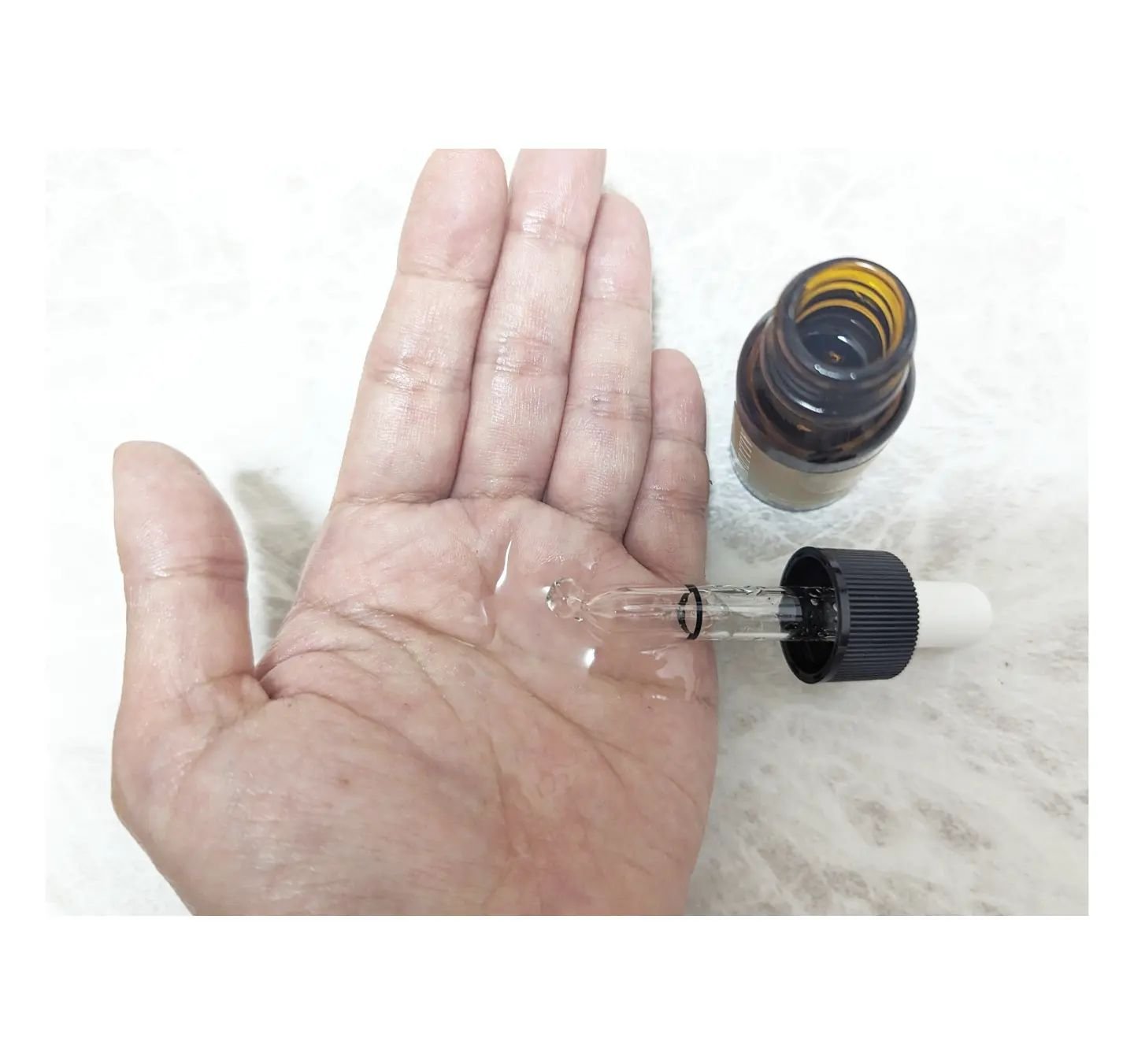 ダーマビタソームC35/ALLUDEM/美容液を使ったクチコミ（2枚目）