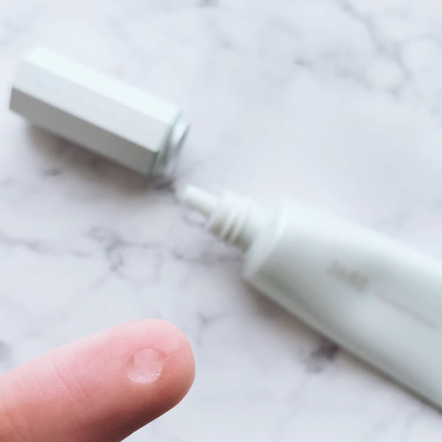 3650 まつげ美容液のクチコミ「3650　まつげ美容液をMAQUIAonlineさんからいただきました😊

指で塗るだけでまつ.....」（3枚目）