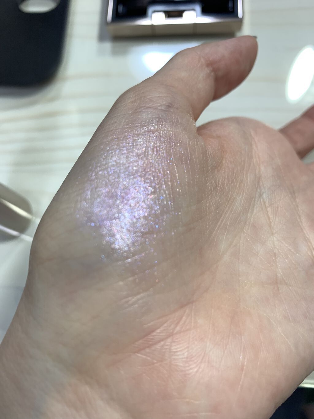 LUNASOL ラディアントスティックのクチコミ「LUNASOL 2021Holiday限定ハイライトの紹介です🌟

ラディアントスティック E.....」（3枚目）