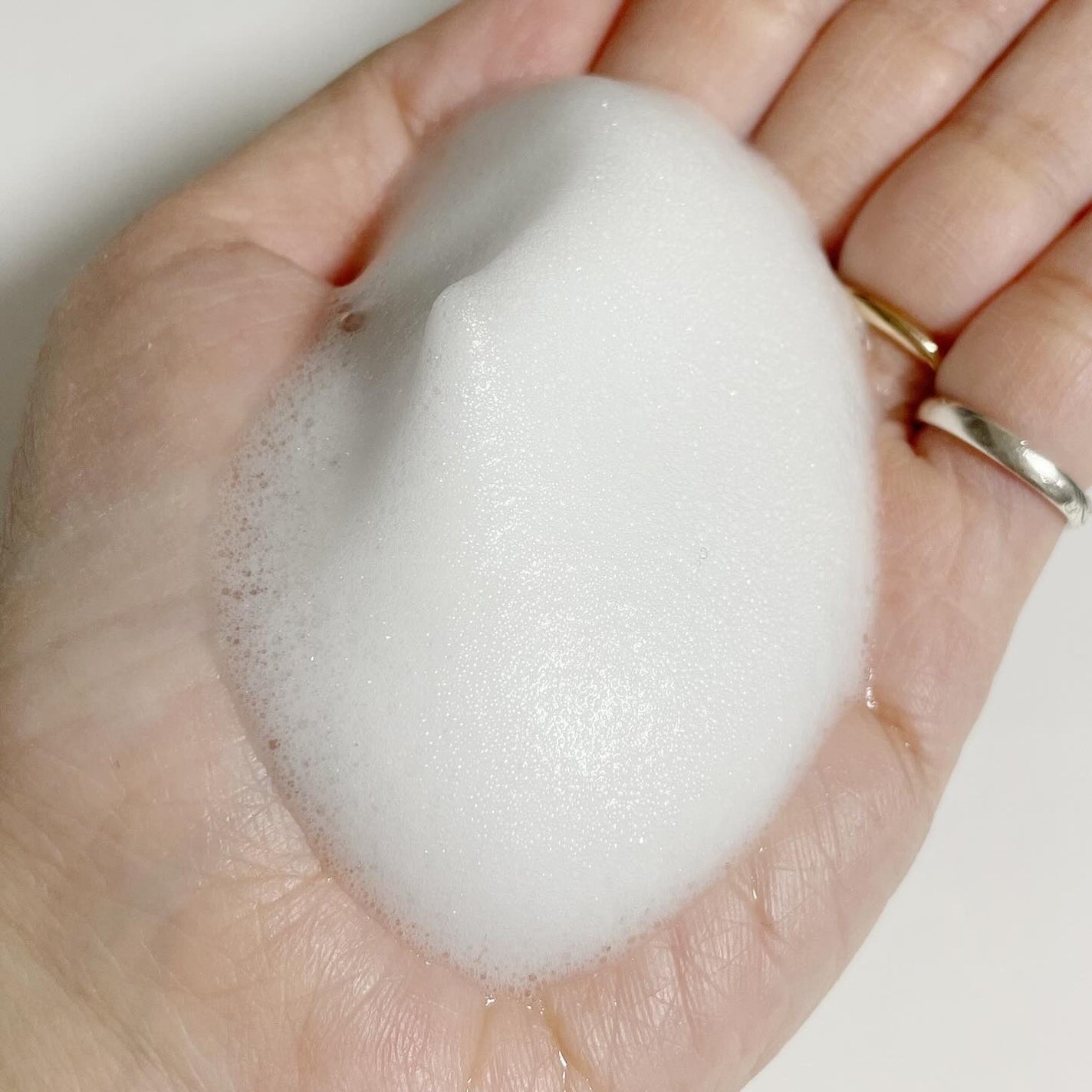 Runa on LIPS 「..▶︎THEKNOW✴︎ドクダミシャンプー✴︎フランス有機エ..」(4枚目)