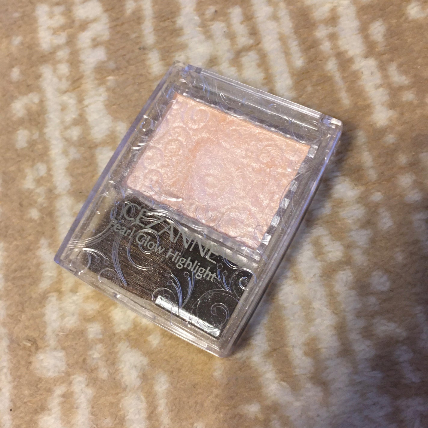 パールグロウハイライト/CEZANNE/パウダーハイライトを使ったクチコミ(1枚目)