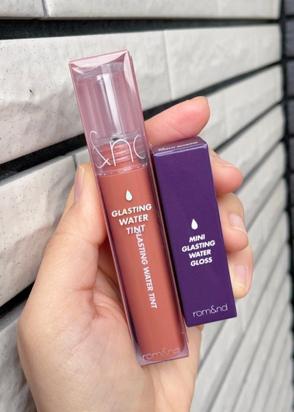 グラスティングウォーターティント/rom&nd/リップティントを使ったクチコミ(2枚目)