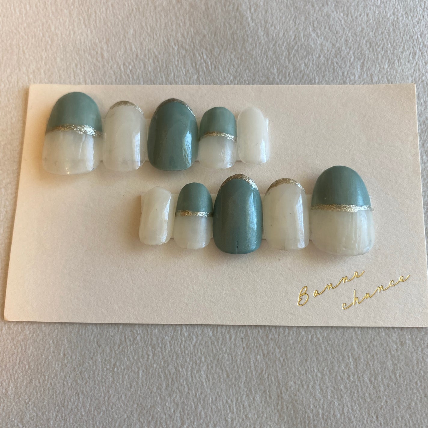 AC ネイルエナメル M/AC MAKEUP/マニキュアを使ったクチコミ(4枚目)