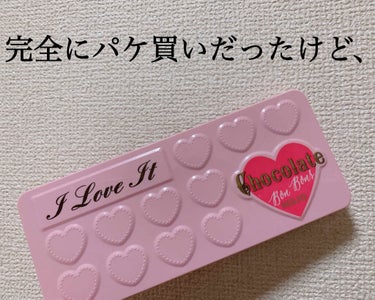 


＊HOJO    
      CHOCOLATE PINK LOVE EYE SHADOW   


完全に外と中身両方のパケ買いでした🤣


いくらだったかは忘れたけど安かったけど期待は裏切ら